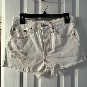 Levi cut offs